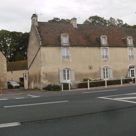 Grange Dans Ancien Corps De Ferme Bellengreville (Calvados) Exterior foto